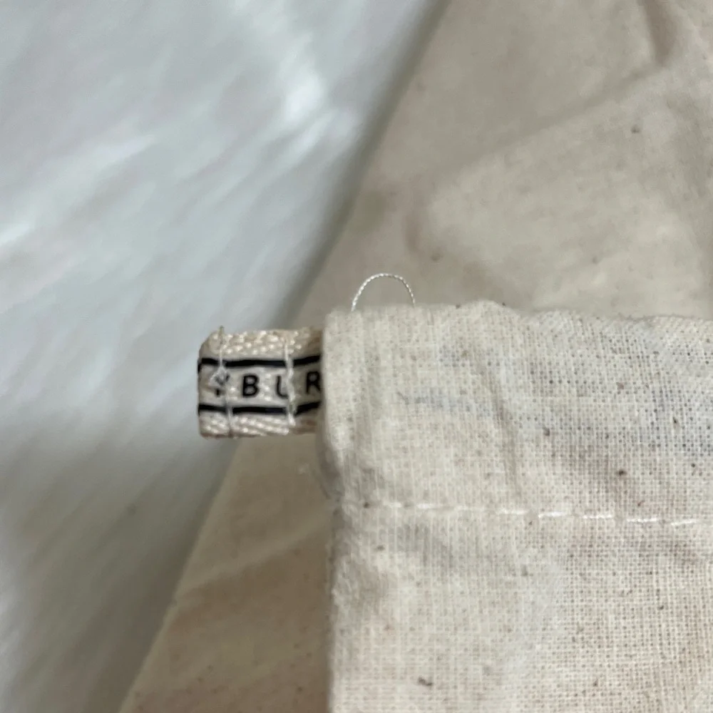 Tory Burch Authentic Cream Purse Drawstring Dustbag